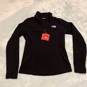The North Face 100 Glacier 1/4 zip fleece in black, size XS.